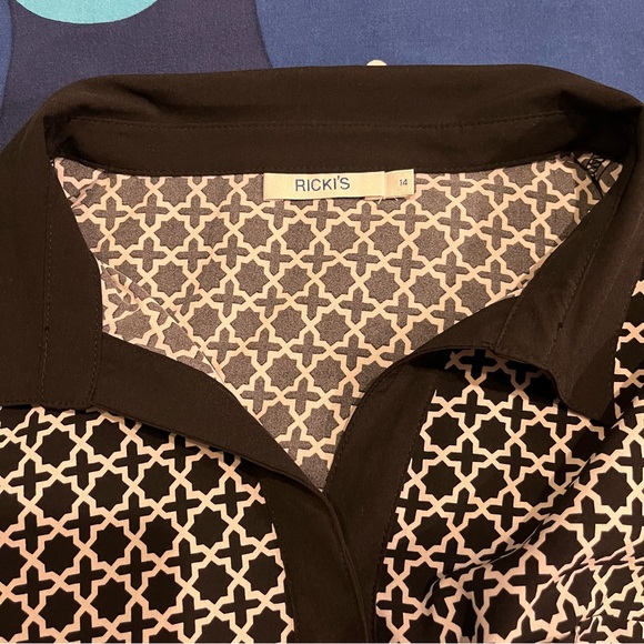 Ricki’s black and white polo style 3/4 sleeve blouse - Picture 7 of 10